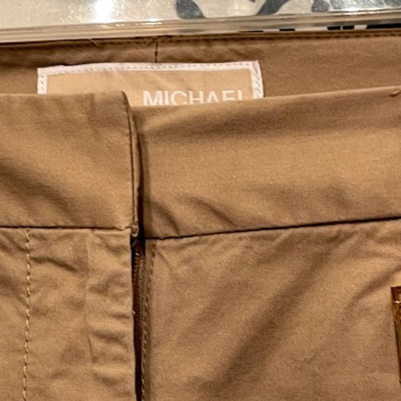 2 Women's Short Bundle Set- J.Crew/ Michael Kors - Picture 4 of 8